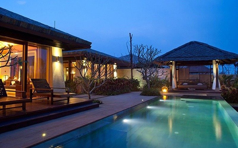 swimming pool lights